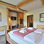 Pension&apartments Weißbriach