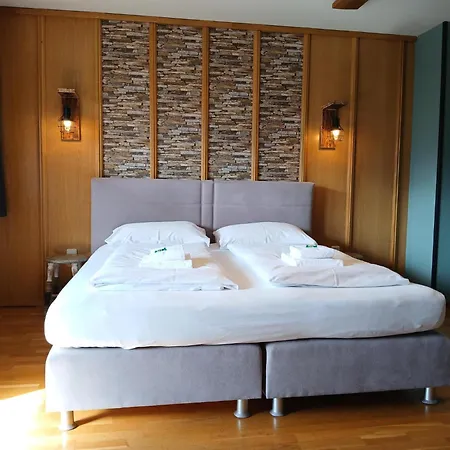 & بيت ضيافة 3*