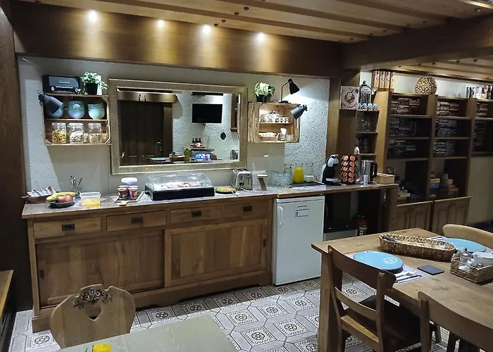 בית הארחה & 3*